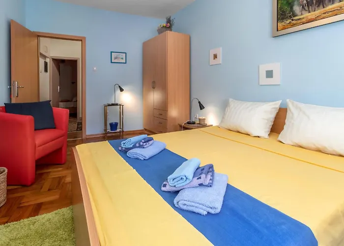 Lovely In With Wifi Ferienhaus *