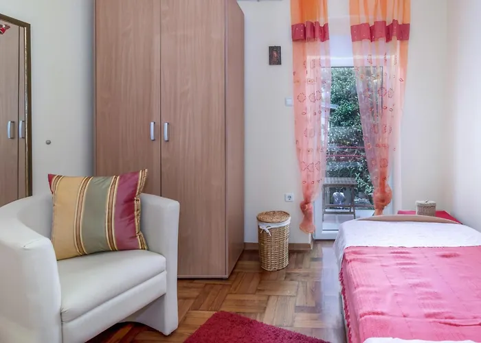 Ferienhaus Lovely In With Wifi *