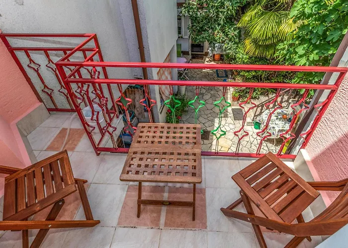 Lovely In With Wifi 度假居