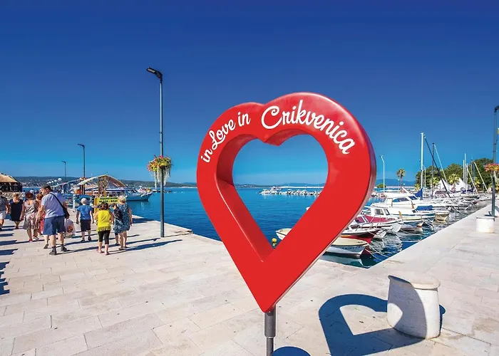 Lovely In With Wifi 度假居 *